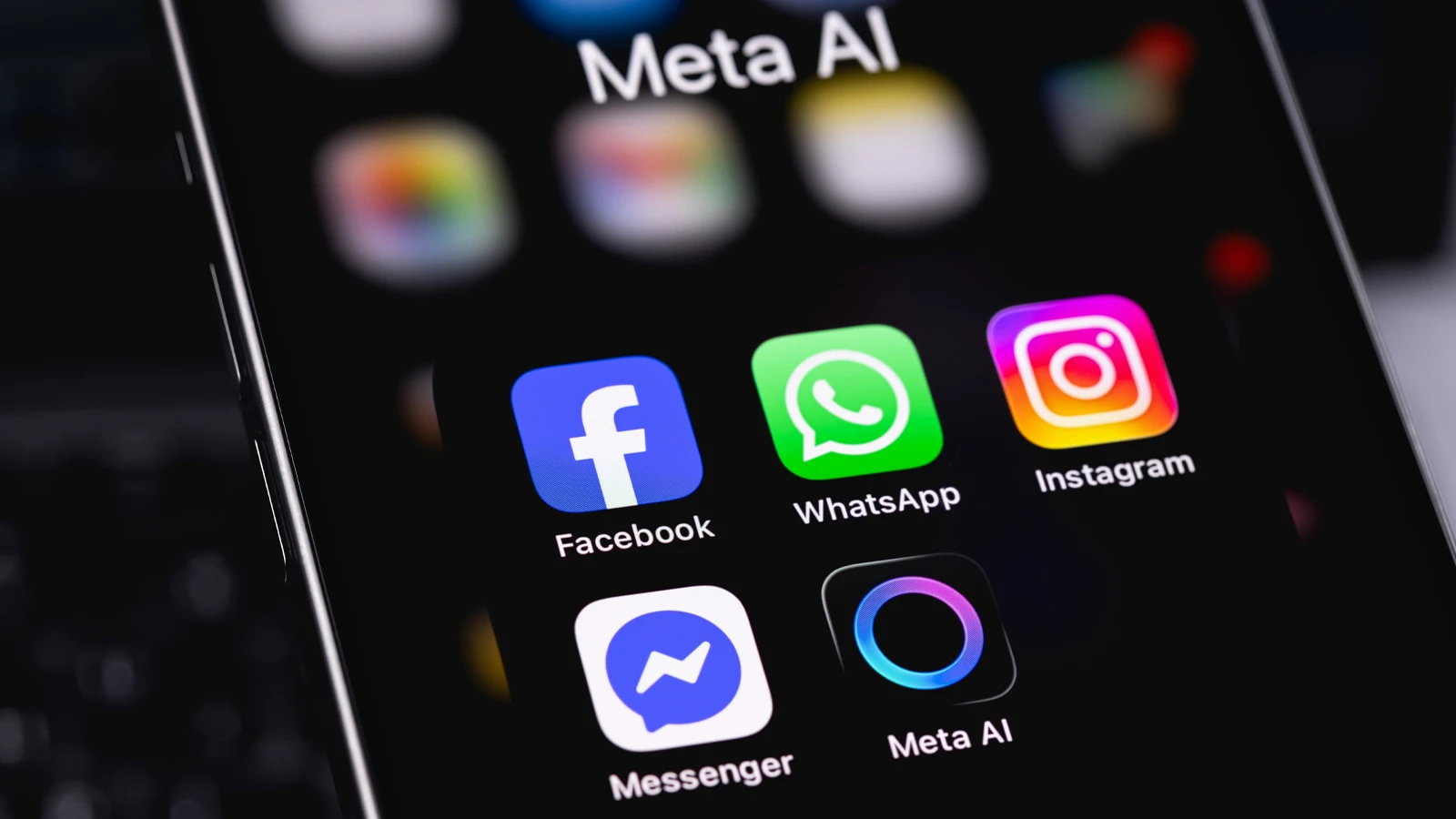 Facebook, Instagram et WhatsApp... Un nouveau système d'abonnement arrive !