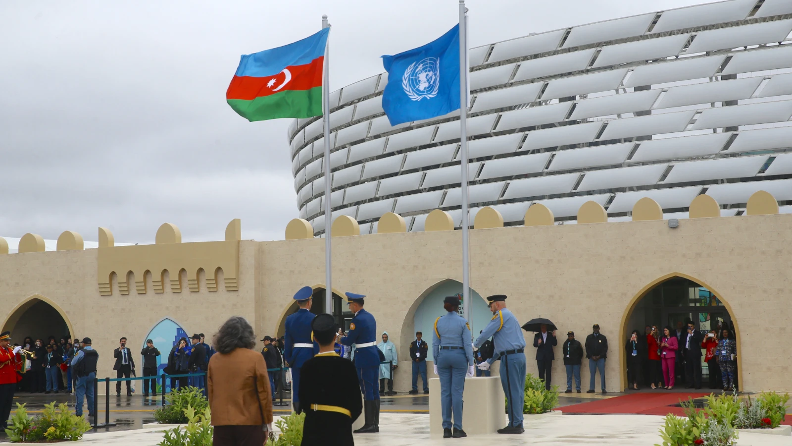 La cérémonie d'ouverture du Forum urbain mondial a lieu à Bakou, Aliyev y est également présent