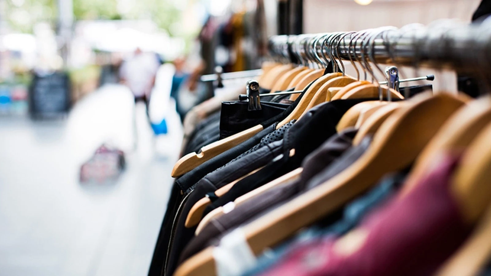 Le ministère du Commerce soutiendra l'achat de marques à l'étranger