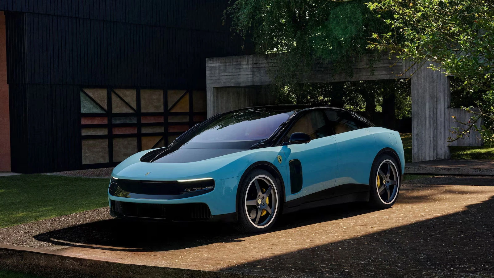 Le nouveau modèle de Ferrari, Luce, a été annoncé et l'enfer s'est déchaîné !