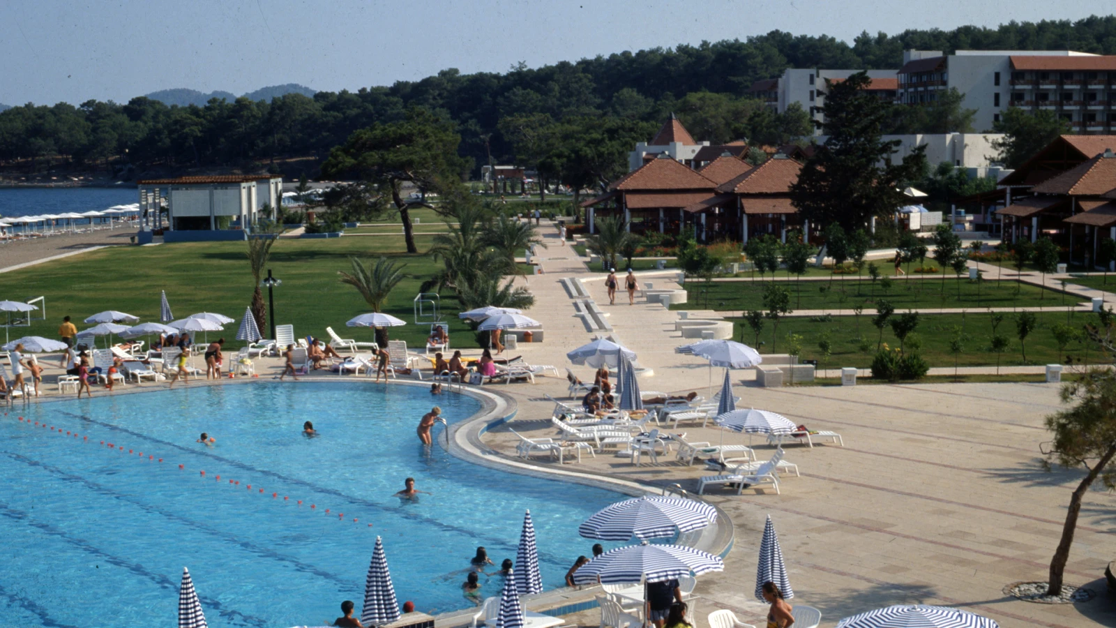 Prix ​​des hôtels annoncés avant les vacances