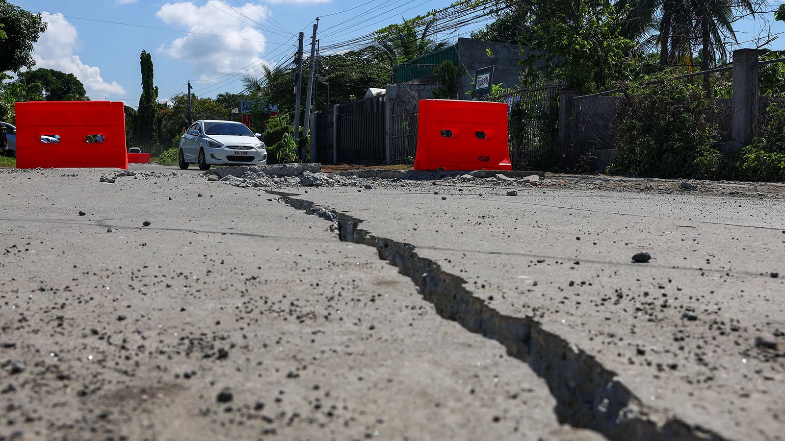 Le bilan du séisme de magnitude 7,8 aux Philippines s'élève à 61 morts