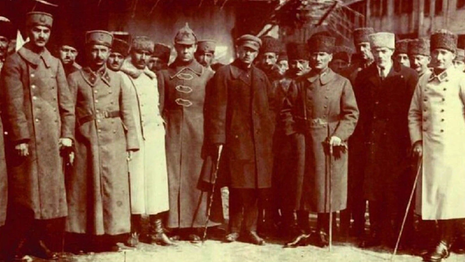 C'était sorti des archives russes, c'était un incontournable pour soutenir Mustafa Kemal !