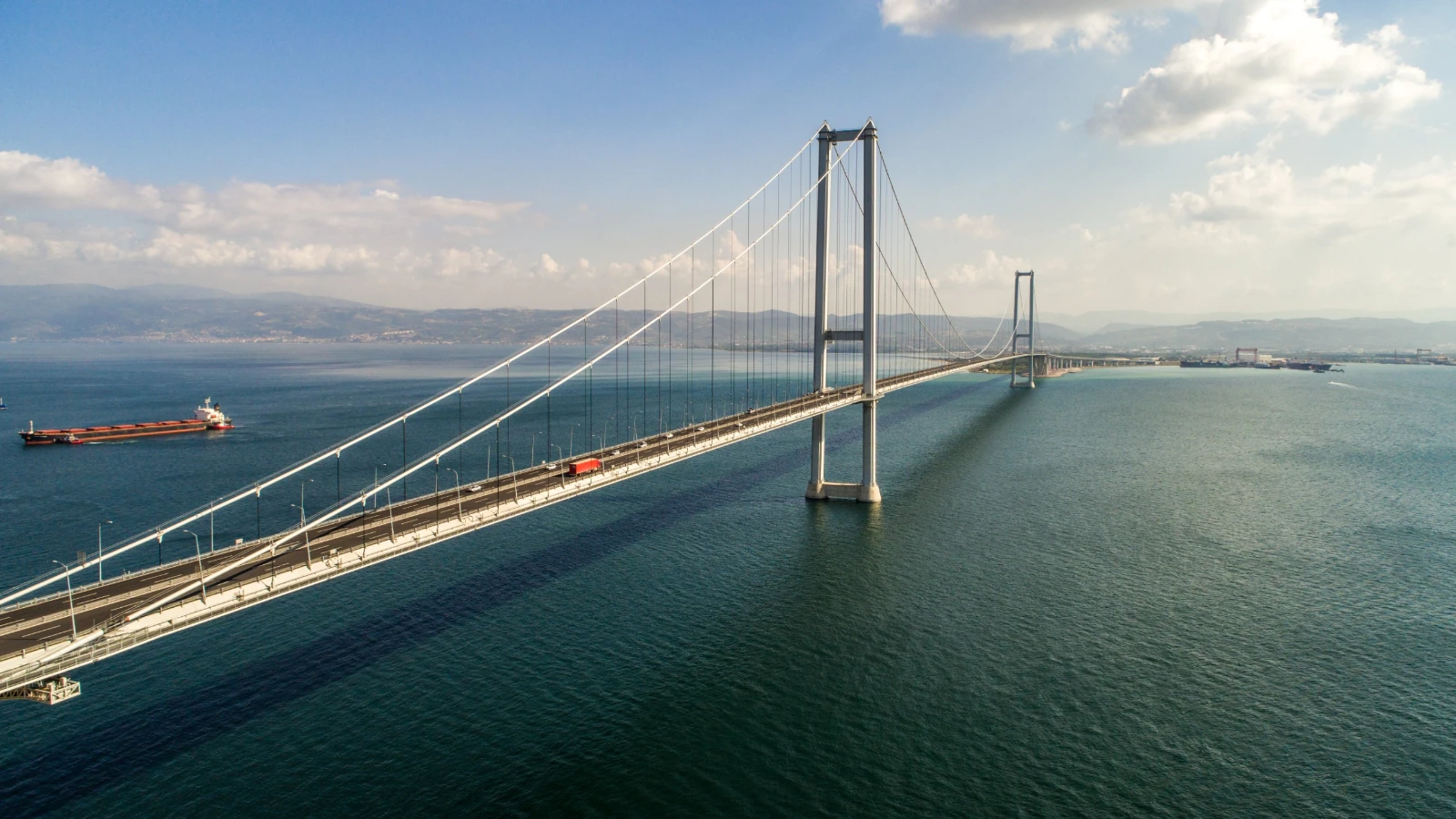211 milliards de lires ont été économisées grâce au pont Osmangazi