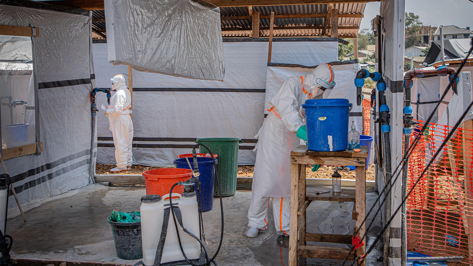 Épidémie d'Ebola en République démocratique du Congo ; Le nombre de cas a dépassé 2 mille