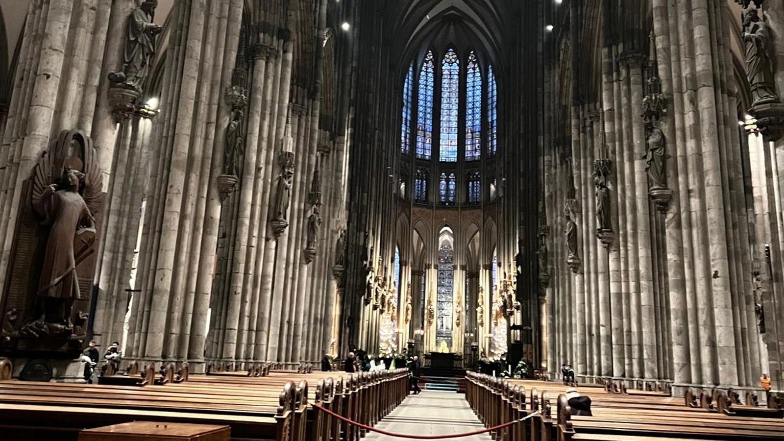La période d'entrée gratuite à la cathédrale de Cologne est terminée : 12 euros seront facturés aux touristes