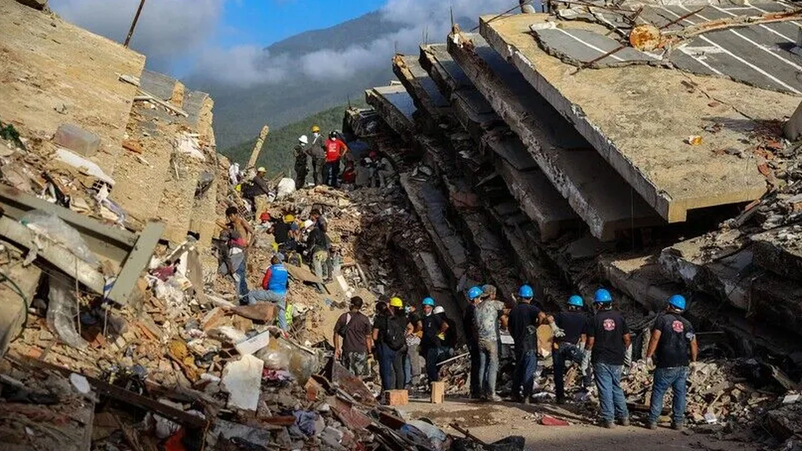 Le nombre de personnes qui ont perdu la vie lors des tremblements de terre au Venezuela est passé à 3 mille 811