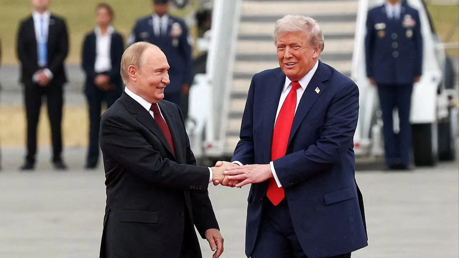 Rencontre critique entre Poutine et Trump : le Kremlin a partagé les détails