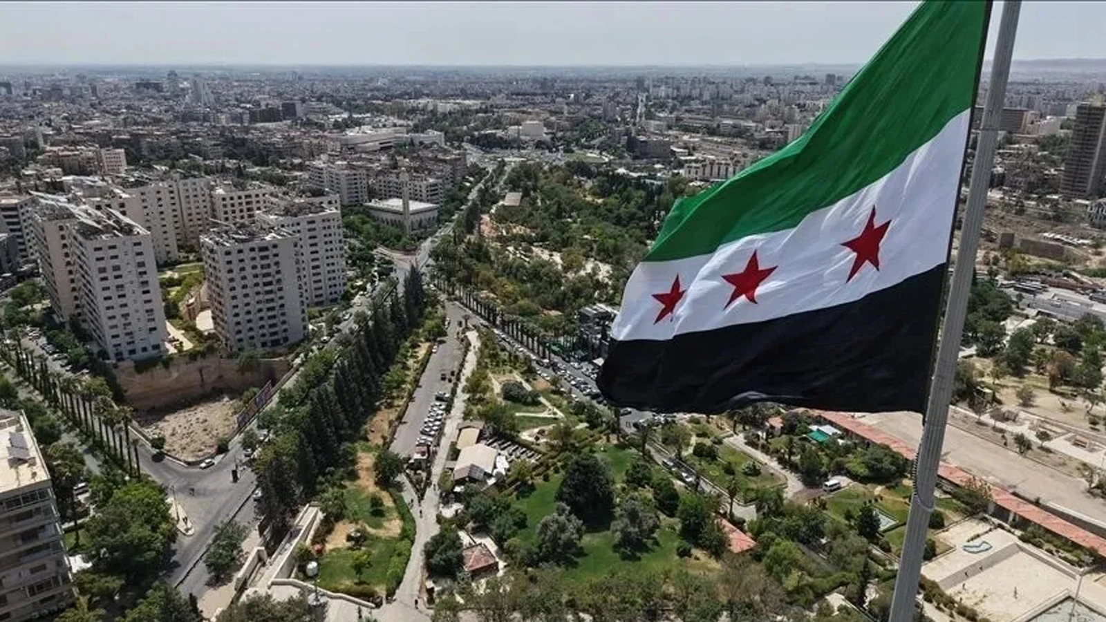Condamnation à mort prononcée contre le cousin d'Assad en Syrie