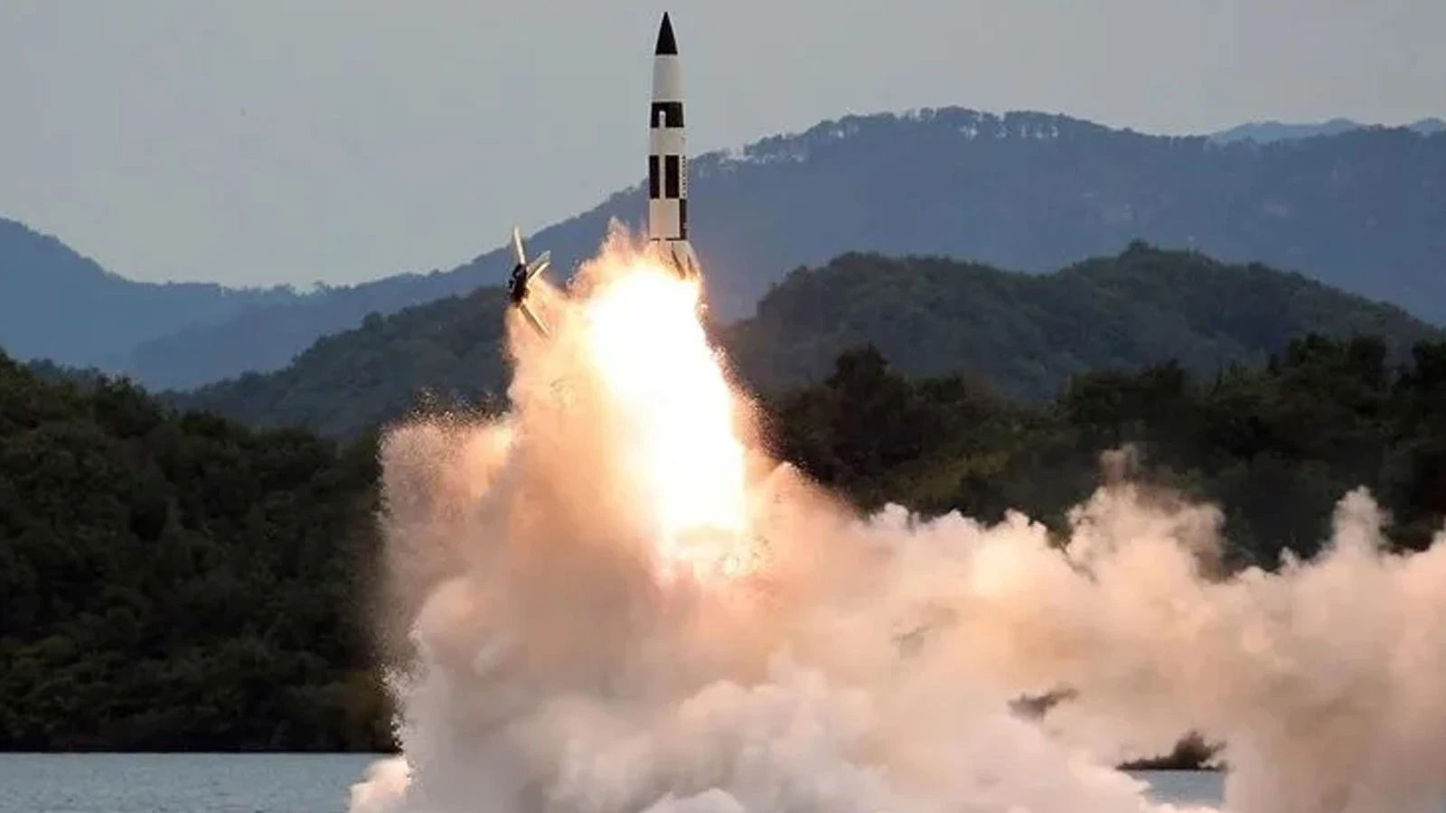 Corée du Sud : la Corée du Nord a lancé un missile non identifié vers la mer du Japon