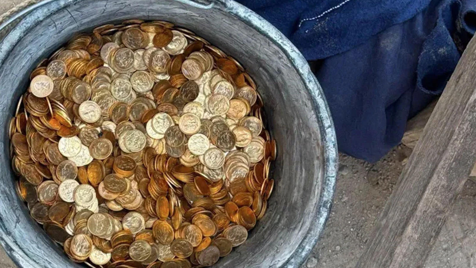 De l'or d'une valeur d'environ 9 millions d'euros a été découvert sur le mur d'un immeuble en rénovation en Belgique
