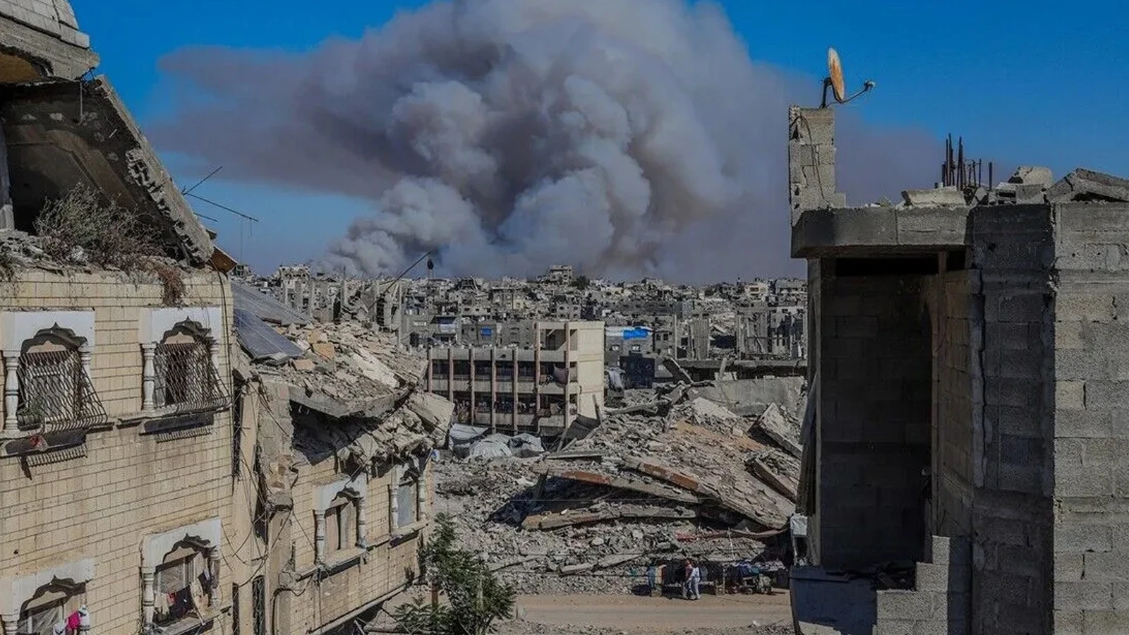 Le bilan des attaques israéliennes contre Gaza s'élève à 73 000 morts 382