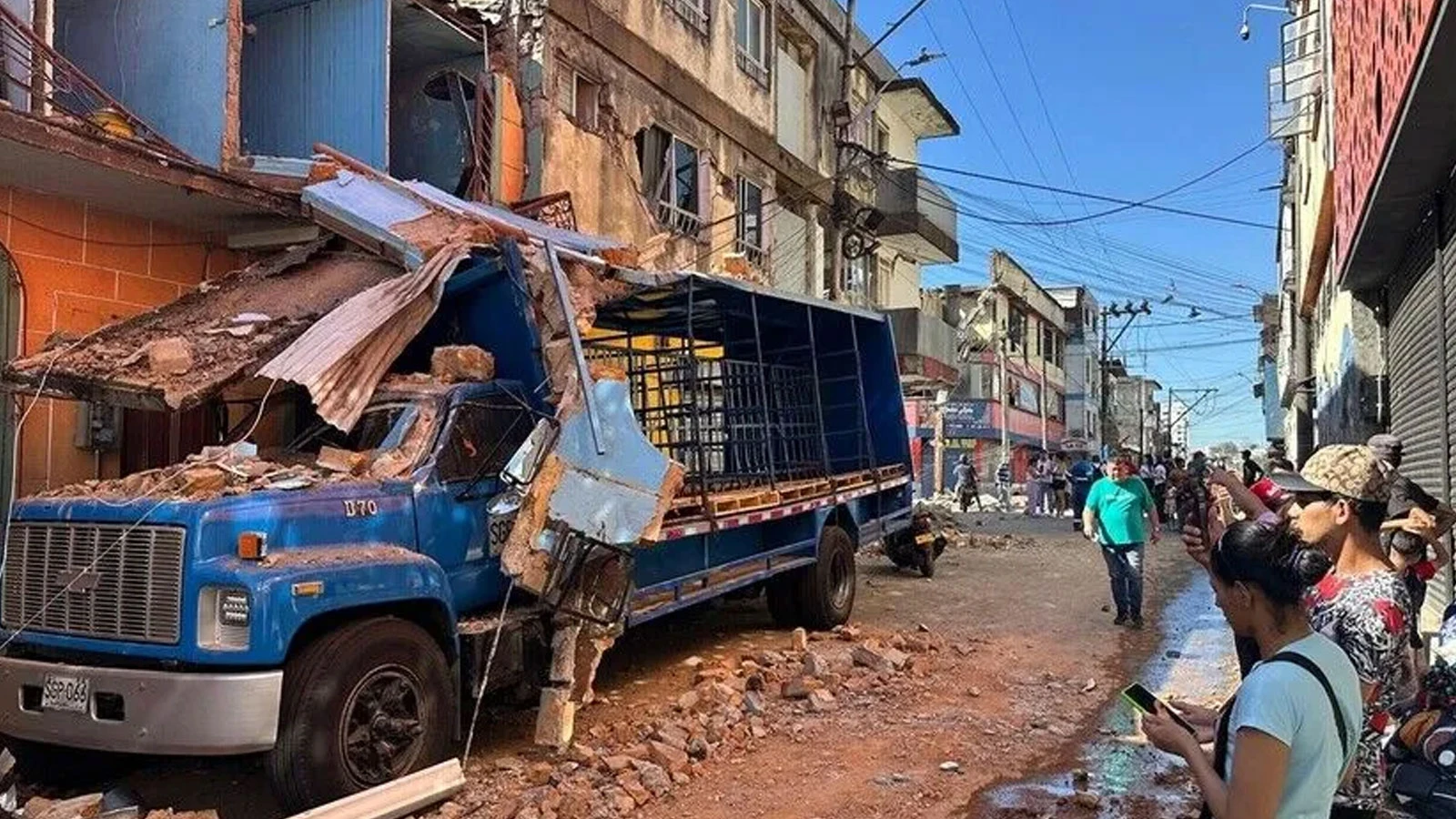 Le nombre de morts lors du séisme de magnitude 7,4 en Colombie est passé à 265