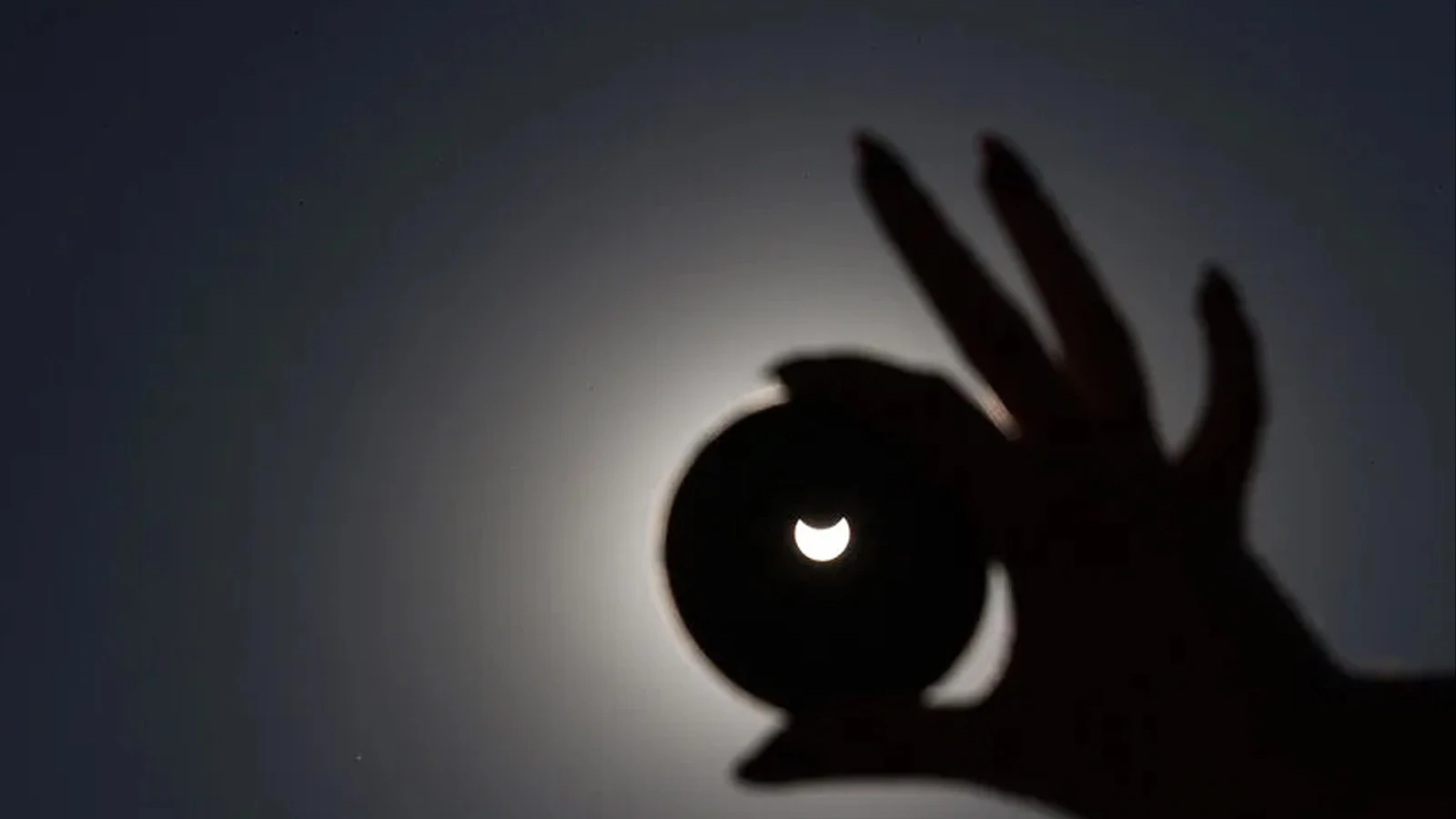 L’éclipse du siècle va se produire : le jour se transformera en nuit pendant exactement 6 minutes !