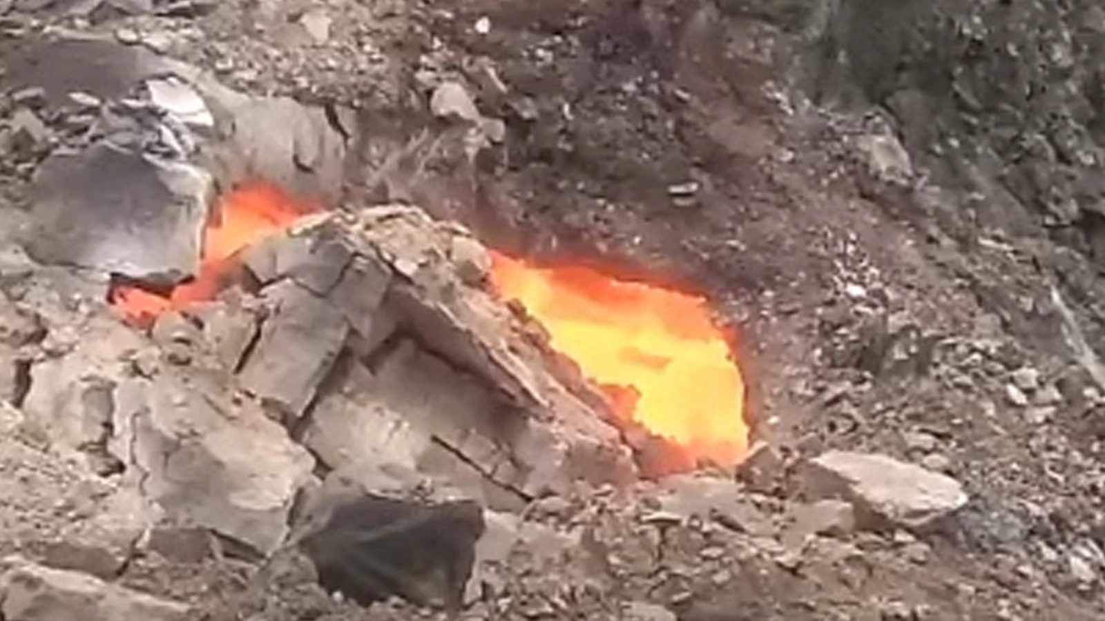 Ville fantôme : Centralia ! Un mystérieux incendie souterrain fait rage depuis 64 ans