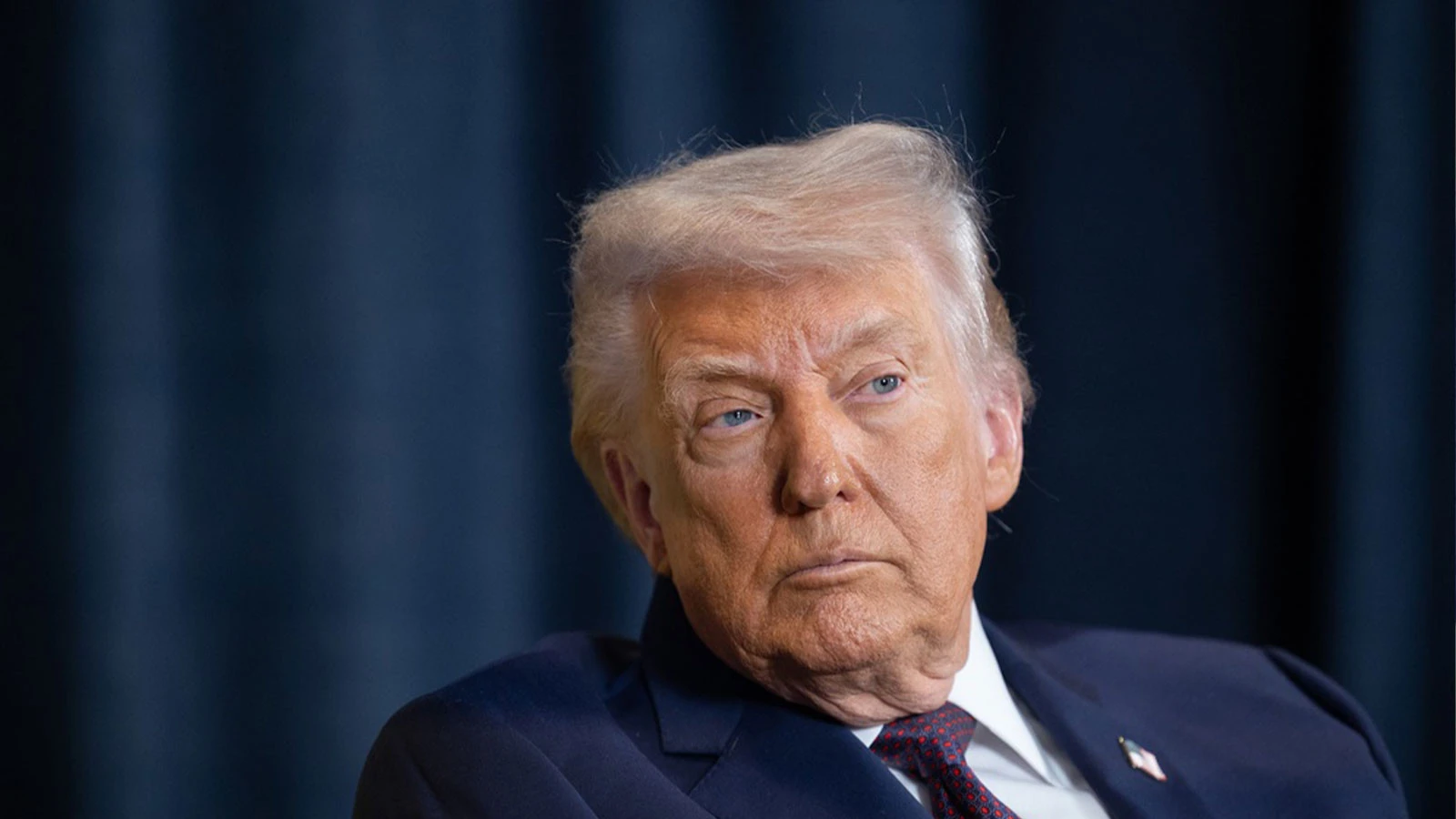 Menace de baisse des taux d'intérêt et lutte sans fin de Trump contre la FED