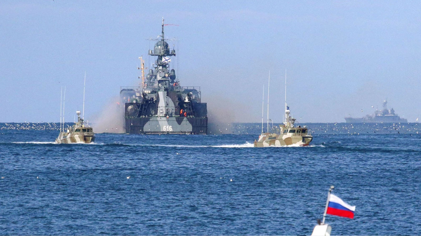La marine russe a débarqué en Méditerranée, des navires de guerre sont en route vers la Syrie