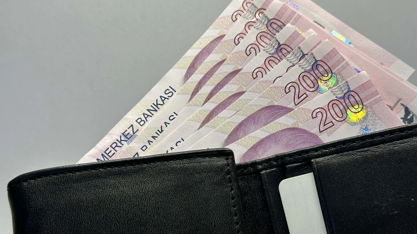 183,3 milliards de lires de dettes SSI ont été payées en plusieurs versements