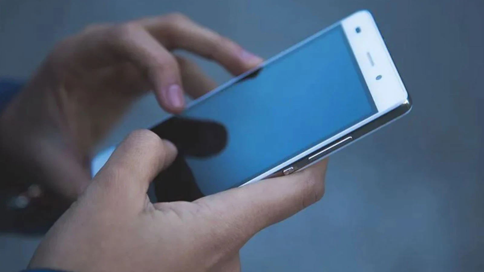 Deuxième prix pour le téléphone, IMEI coûte 70 000