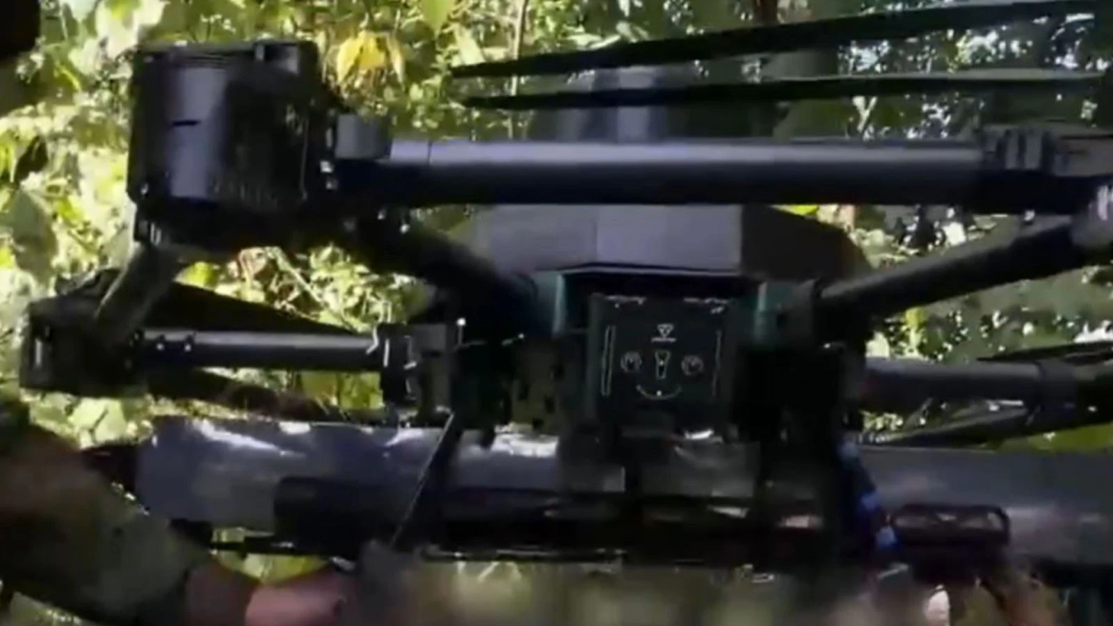 Drone bombardier russe, Mangas en première ligne contre Baba Yaga
