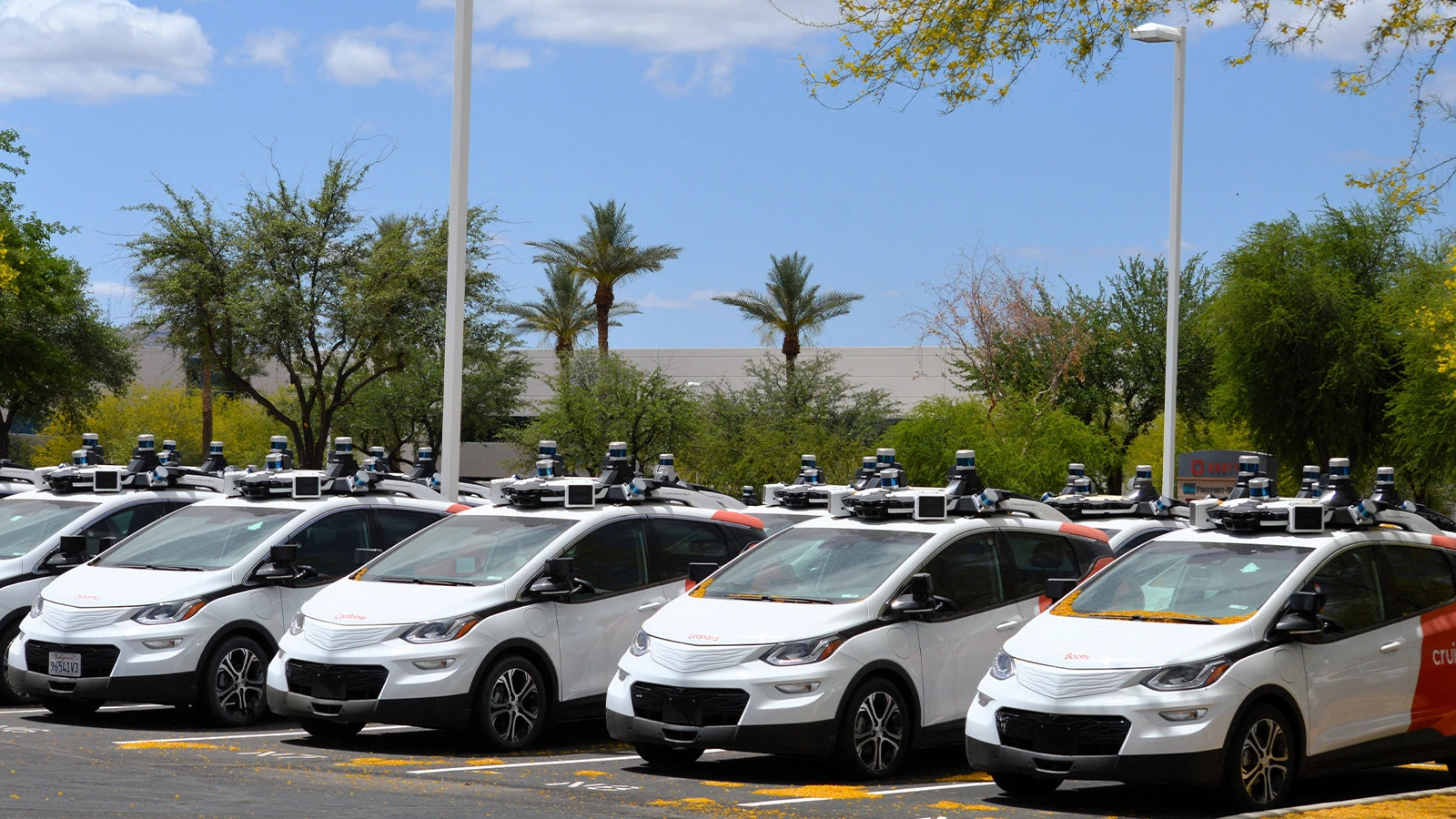 Les routes étroites sont un gros problème ! L’ère des taxis sans conducteur a commencé en Europe