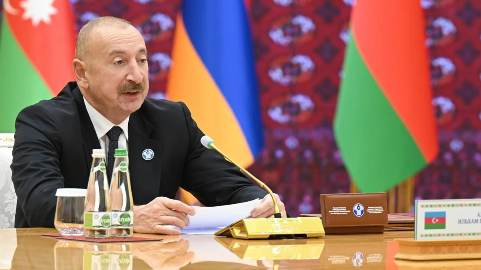 Aliyev met l'accent sur le "centre de transport" au sommet de la CEI