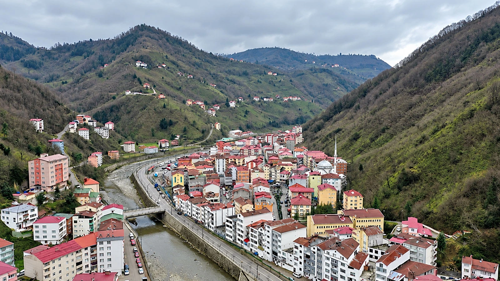 Il y a deux Yağlıderes en Amérique