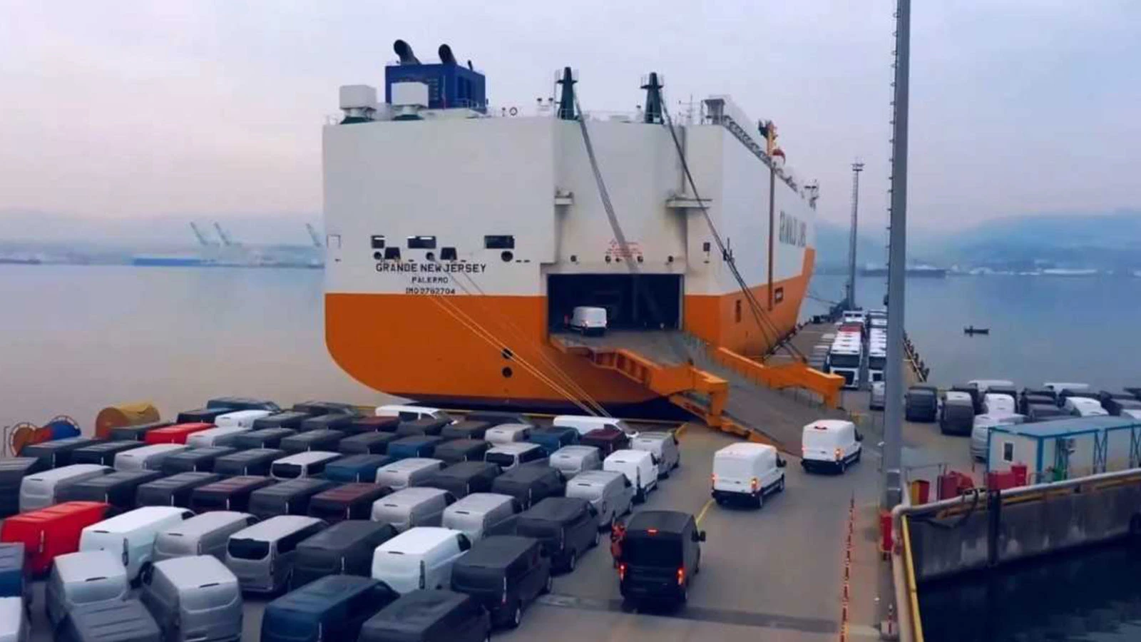 Les exportations de l'industrie automobile ont approché les 4 milliards de dollars en septembre