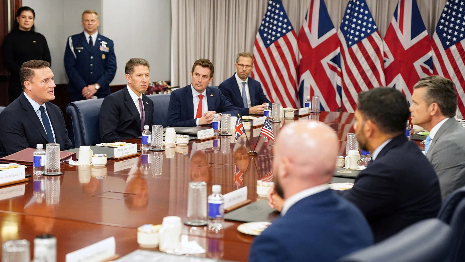 Quelle est la source des scénarios apocalyptiques ? D’abord l’Angleterre et maintenant les États-Unis prévenus